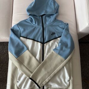 Nike tech fleece Blue and White Hoodie - men’s large